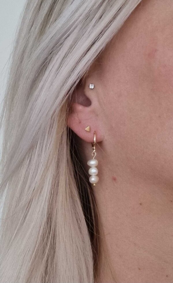 Oorbellen met drie parels