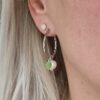 Oorringen parel en groene toermalijn