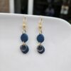 Oorbellen blauw goud hangers